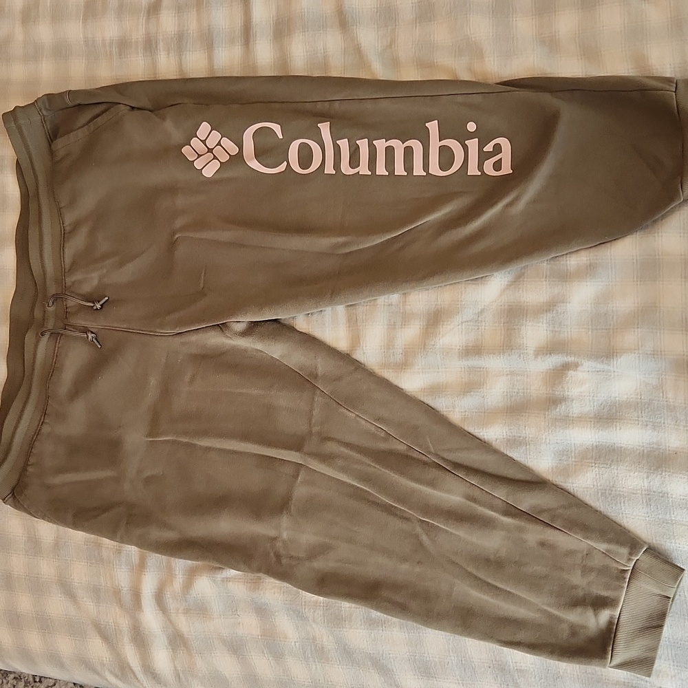 Columbia Sweatpants